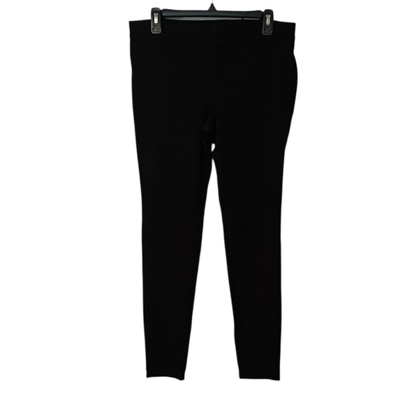 HUE Classic Black Leggings Two Back Pockets NWOT Soft Comfortable Stretch Large - Picture 1 of 6